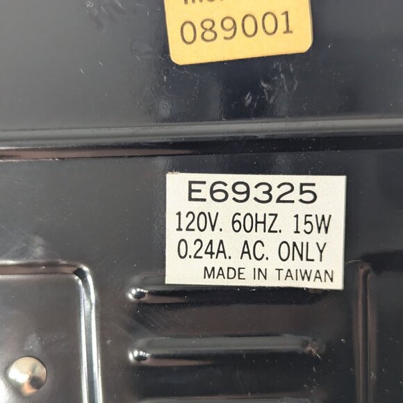 Vintage Beige Adjustable Gooseneck Fluorescent Desk Lamp with pen storage - Picture 12 of 15